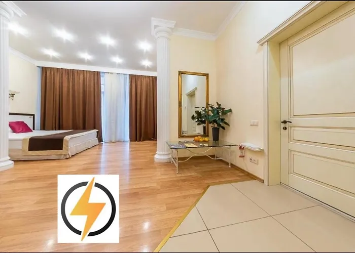 Corona Hotel & Apartments Одеса